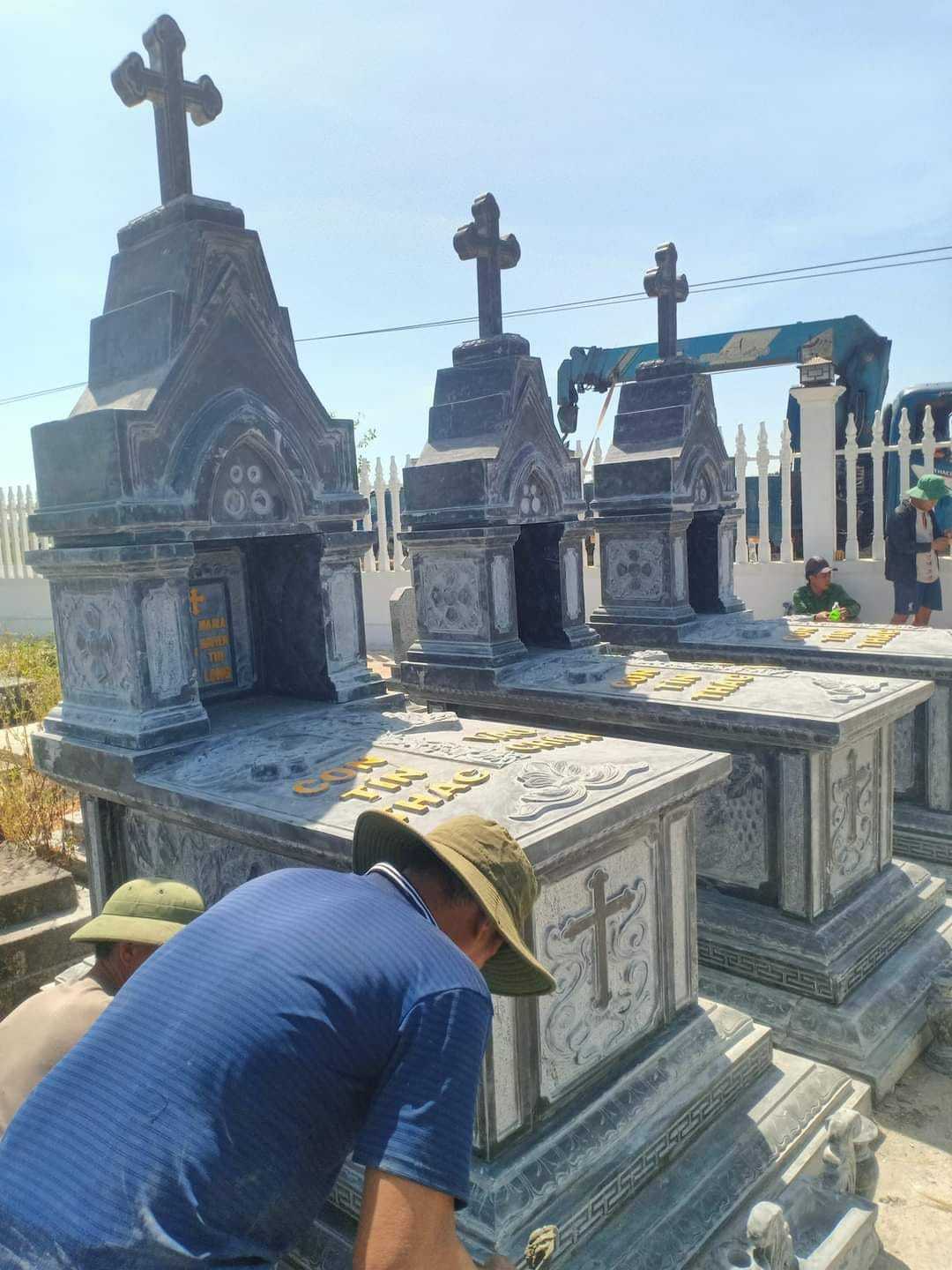 Mộ công giáo - MCG6