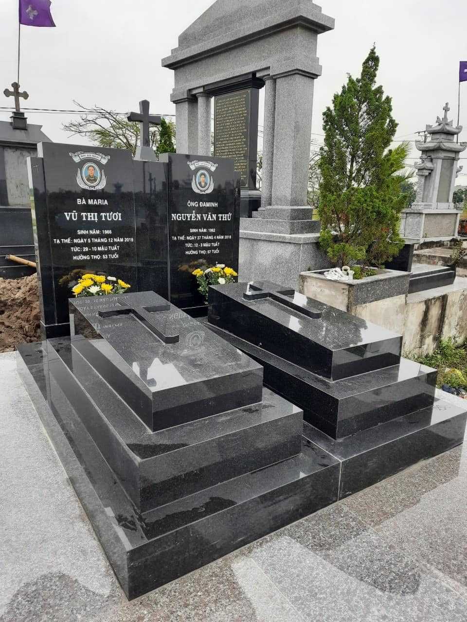 Mộ đá Hoa Cương - MHC2