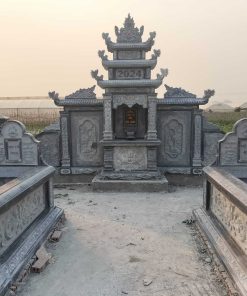 Khuôn viên lăng mộ - KLM21