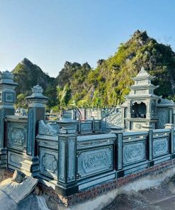 Khuôn viên lăng mộ - KLM23