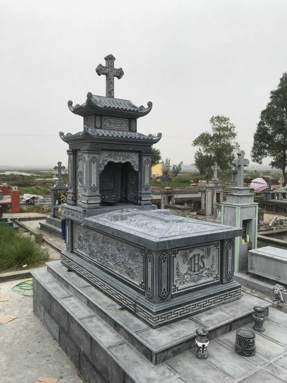 Mộ công giáo - MCG2