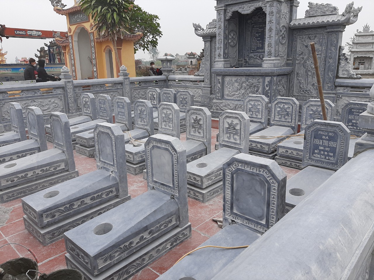 Mộ tam cấp - MTC9