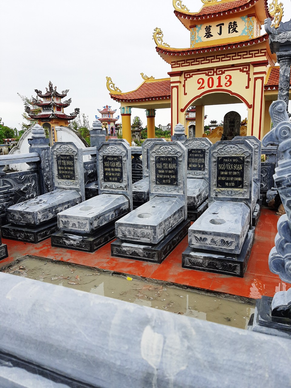 Mộ tam cấp - MTC12